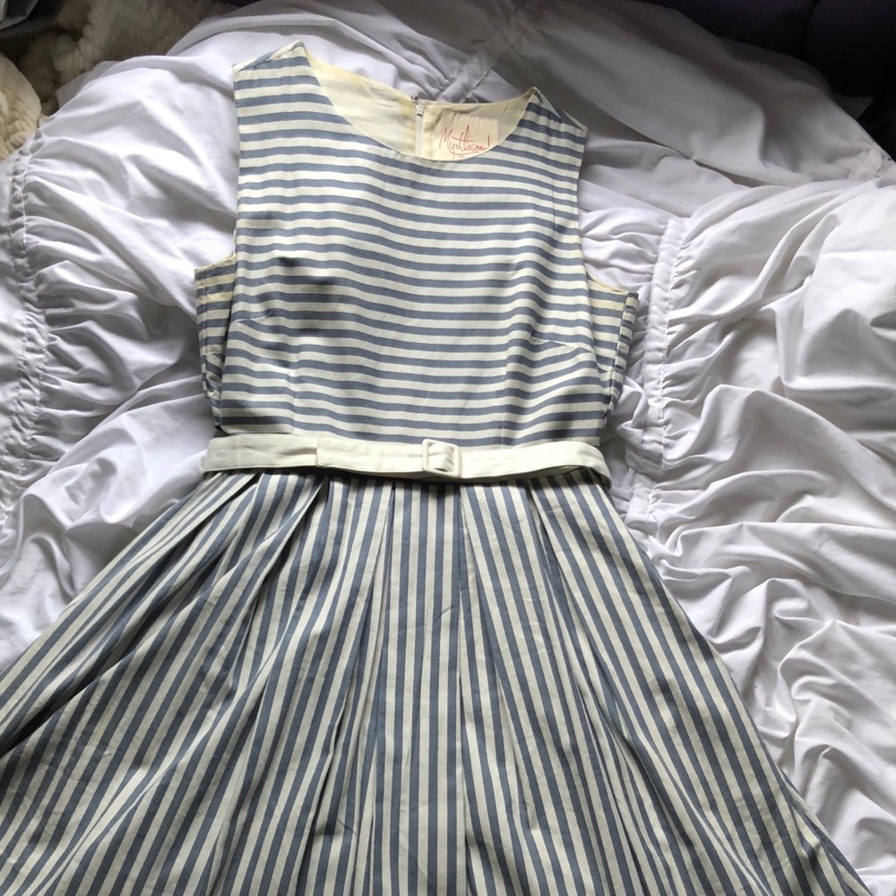 Mock 1940’s Vintage Styled Dress